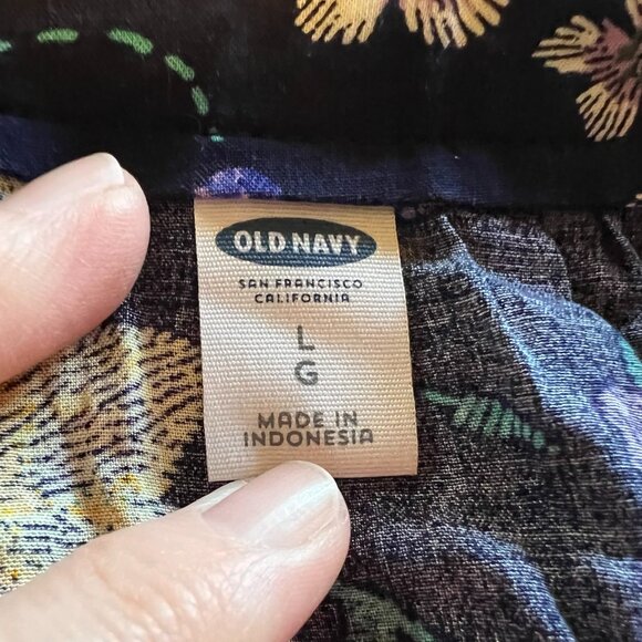 Old Navy Floral Long Sleeved Blouse - Large - Picture 4 of 5